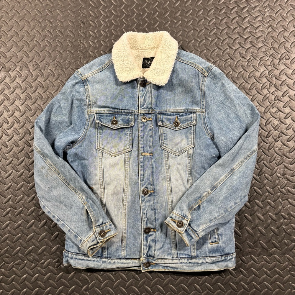 Track 23 Sherpa Lined Denim Jacket Men’s Medium Trucker - Picture 2 of 12